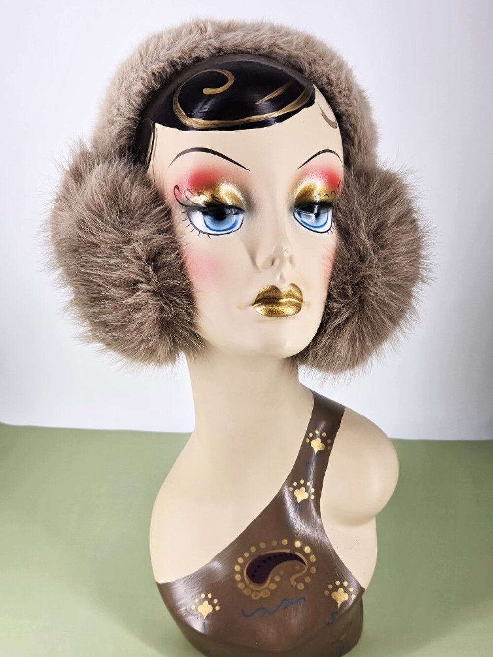 Catherine Malandrino NWOT Taupe Polyester Faux Fur Soft Earmuffs OS 6" Ear Cover